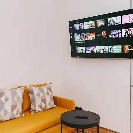 Kullassepa Boutique - Square View * Таллин