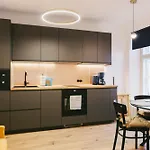 7 Main Square Boutique - Kullassepa Apartamento Talin