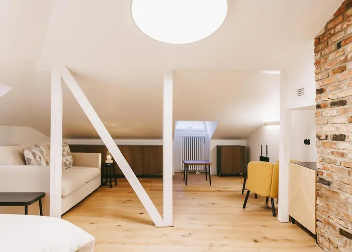 7 Main Square Boutique - Kullassepa *